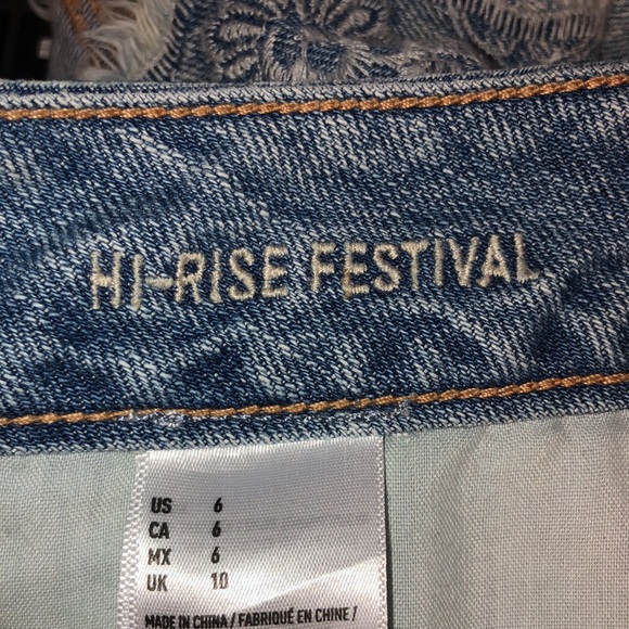 American Eagle Outfitters Jean Shorts. 6 - Picture 8 of 8